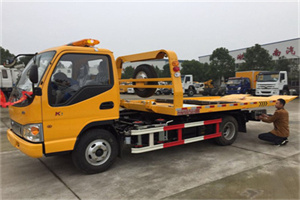 汶上哪里有拖车服务